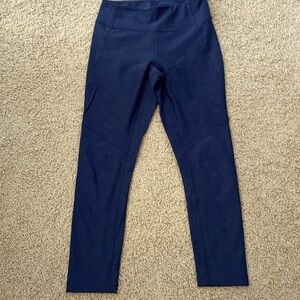 Outdoor Voices 3/4 cropped leggings